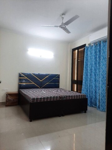 Bedroom in 2.5 BHK Independent House at Sector 82 – for Rent