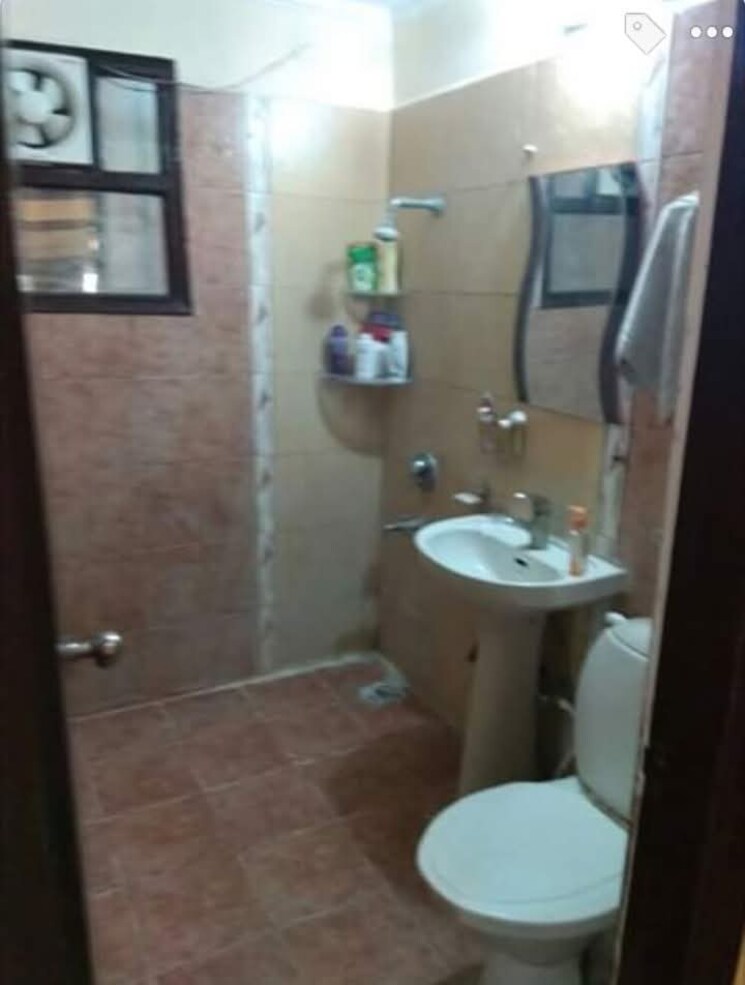 Bathroom, sector 82 2.5 Bedroom 1405 Sq.Ft. Independent House In Sector 82 Noida 8364507