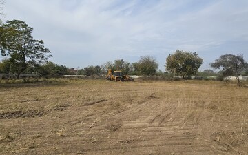 Plot For Sale in Vijay Char Rasta
