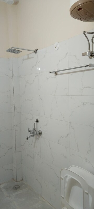 Bathroom in 2 BHK Builder Floor at Builder Floor, Sector 28 – for Rent