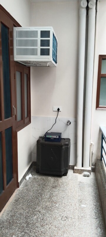 Kitchen in 2 BHK Builder Floor at Builder Floor, Sector 28 – for Rent
