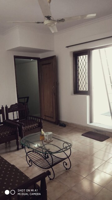 Living Room in 1 BHK Builder Floor at Green Park – for Rent