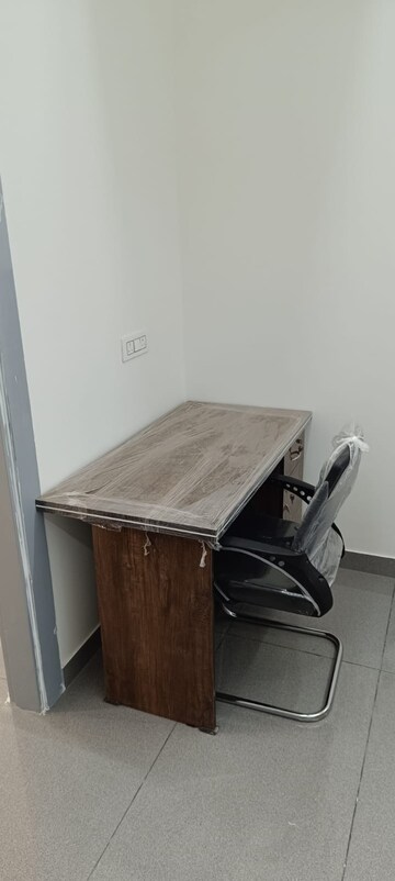 Furnished Amenities in 1.5 BHK Builder Floor at Sector 43 – for Rent
