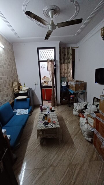 Master Bedroom in 1 BHK Builder Floor at Arjun Nagar – for Rent
