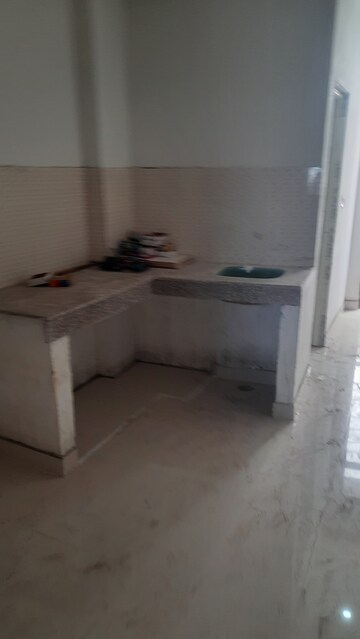 Bathroom in 1.5 BHK Independent House at Mayur Vihar Phase 1 Extension – for Rent