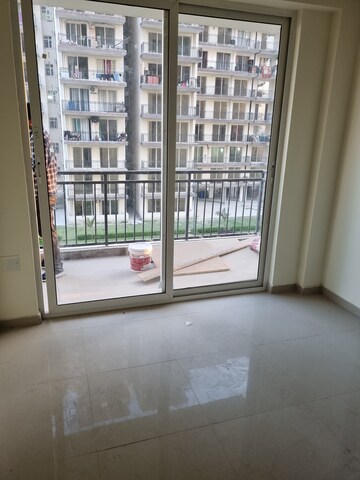 Furnished Amenities in 3 BHK Apartment at ROF Aalayas, Sector 102 – for Rent