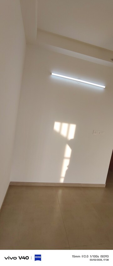2.5 BHK Apartment For Rent in Bhartiya Nikoo Homes, Thanisandra Main Road