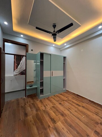 Room in 1 BHK Builder Floor at Sonia Vihar – for Sale