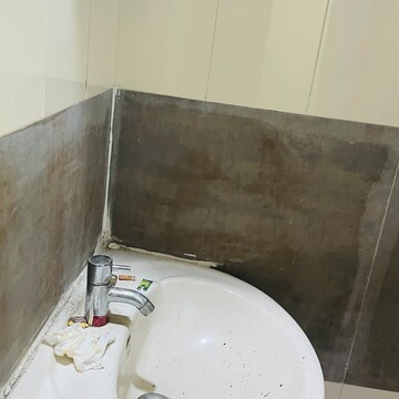Furnished Amenities in 2 BHK Apartment at Vishwendu Apartment, Senapati Bapat Road – for Rent