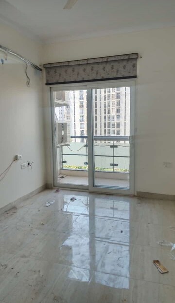Room in 2 BHK Apartment at Chandra Panorama, Sushant Golf City – for Rent