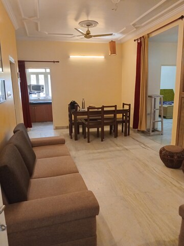 Furnished Amenities in 3 BHK Apartment at Vaishali Nagar – for Rent
