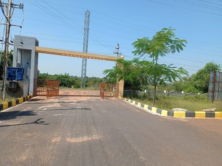 Garden, vasudaika-cosmo-celesse  180 Sq.Yd. Plot In Kandukur Hyderabad 8364803