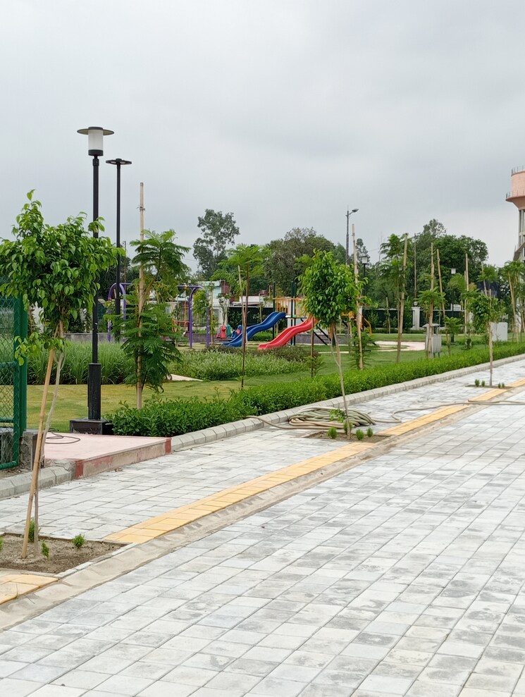 Exterior View, pardos-okas-enclave  1378 Sq.Yd. Plot In Sushant Golf City Lucknow 8364841