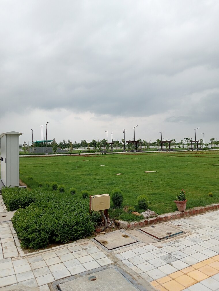 Exterior View, pardos-okas-enclave  1378 Sq.Yd. Plot In Sushant Golf City Lucknow 8364841