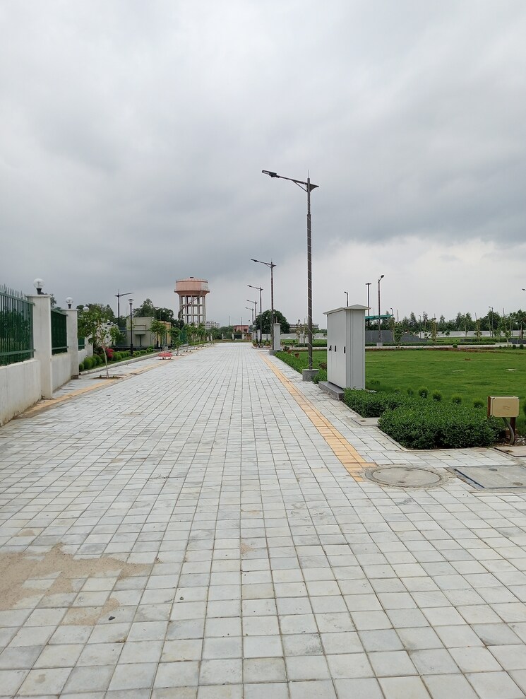 Exterior View, pardos-okas-enclave  1378 Sq.Yd. Plot In Sushant Golf City Lucknow 8364841