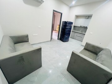 Living Room in 1 BHK Builder Floor at Ansal Sushant Lok I, Sector 43 – for Rent