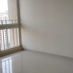 Room in 2 BHK Apartment at Vijay Orovia, Ghodbunder Road – for Sale