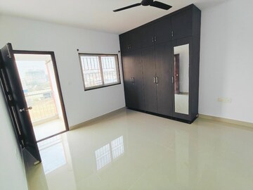 Room in 2 BHK Apartment at Emami Swanlake, Kukatpally – for Sale