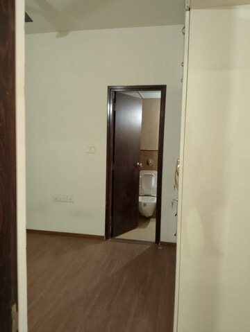Room in 2 BHK Apartment at Puravankara Silversands, Mundhwa – for Rent