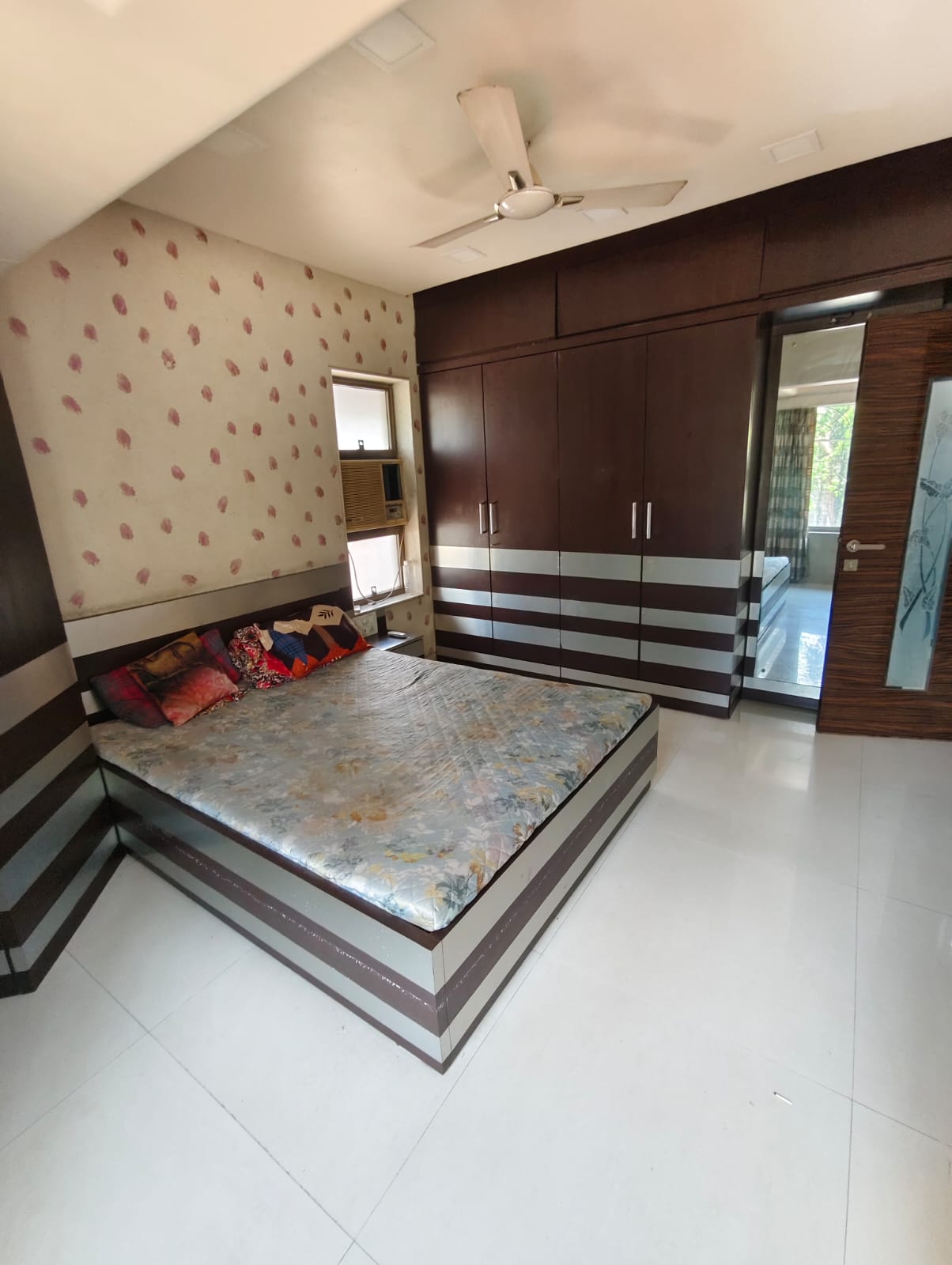1 BHK Apartment For Sale in Kukreja Sai Deep