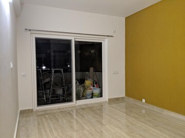 Room in 3 BHK Apartment at Prestige Monte Carlo, Yelahanka – for Rent