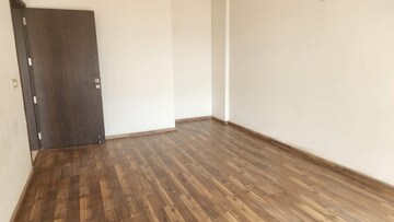 Bedroom in 4 BHK Apartment at DLF Westend Heights, Sector 53 – for Rent