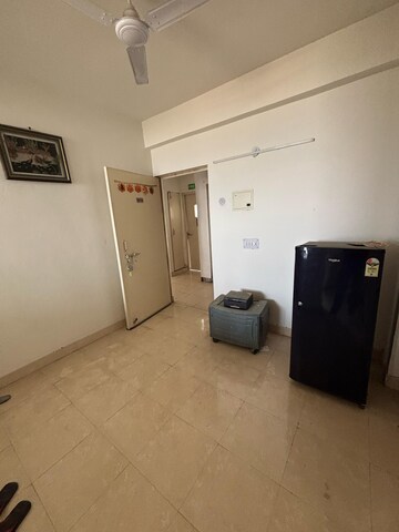 Room in 2 BHK Apartment at Conscient Habitat, Sector 99a – for Rent