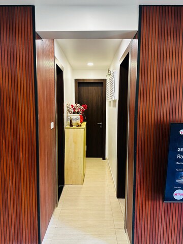 Bedroom in 2 BHK Apartment at Sheth Vasant Oasis, Andheri East – for Rent