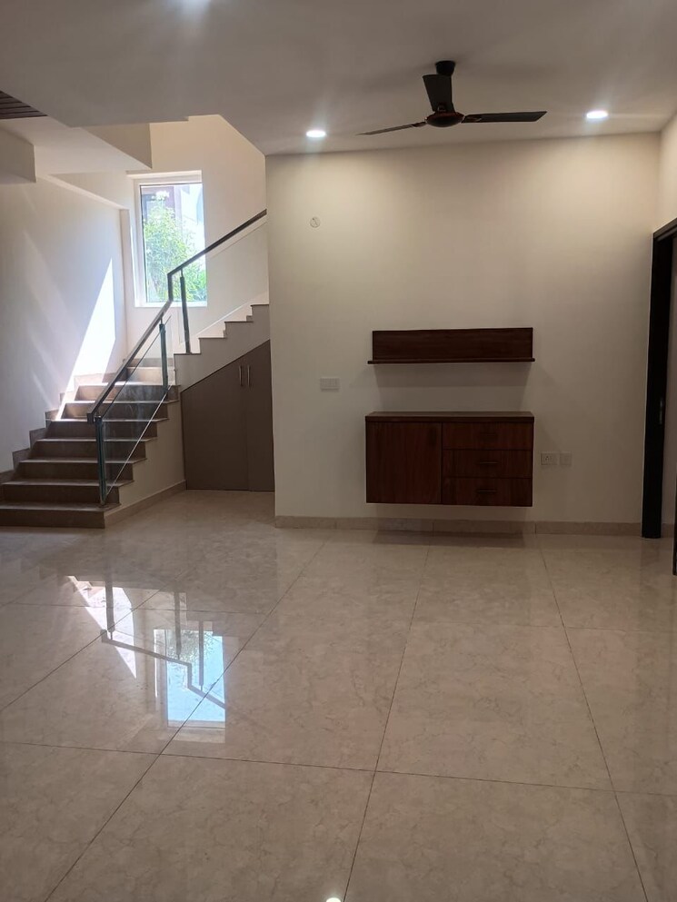 Kitchen, muppas-indraprastha 4 Bedroom 4100 Sq.Ft. Apartment In Tellapur Hyderabad 8365089