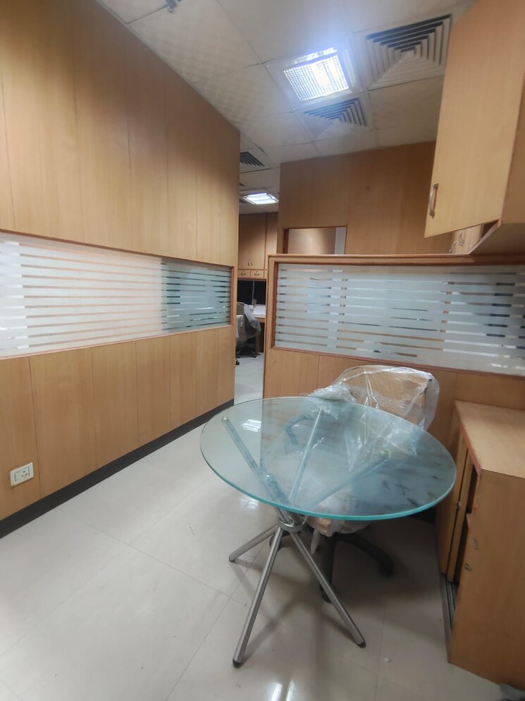 Bathroom, ild-trade-centre Commercial Office Space 603 Sq.Ft. In Sector 47 Gurgaon 8365130