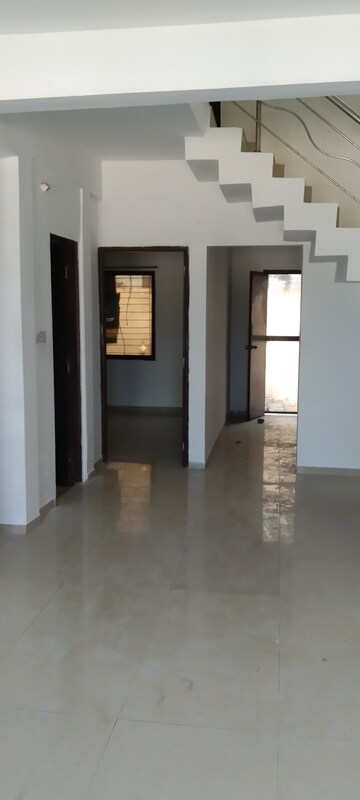 Room in 3 BHK Builder Floor at Ghogali – for Rent