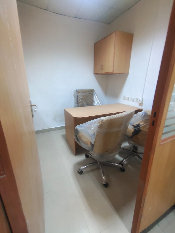 Bathroom, ild-trade-centre Commercial Office Space 603 Sq.Ft. In Sector 47 Gurgaon 8365130