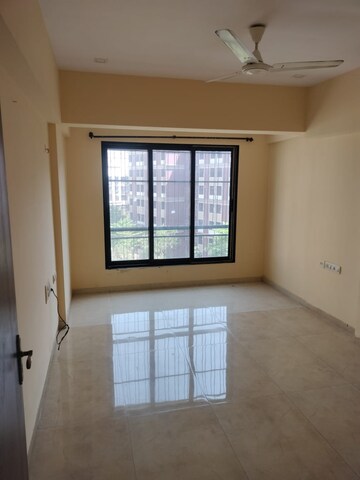 1 BHK Apartment For Rent in Mantri Park, Goregaon East