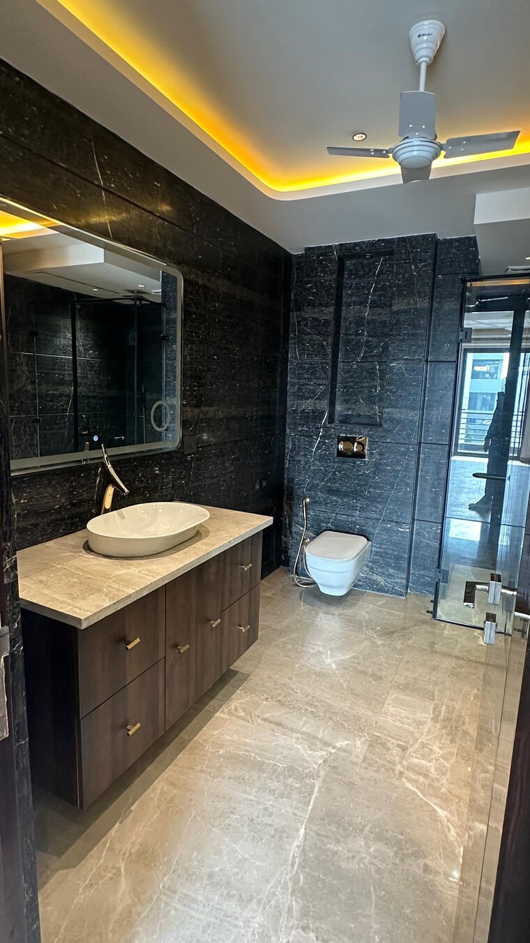 Bathroom, sector 46 4 Bedroom 2600 Sq.Ft. Builder Floor In Sector 46 Gurgaon 8365230