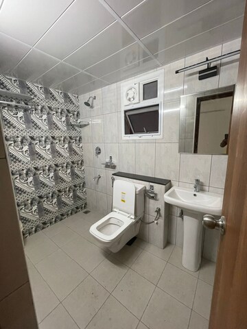 Bathroom in 2 BHK Apartment at Prestige Finsbury Park Regent, Bagaluru  – for Rent