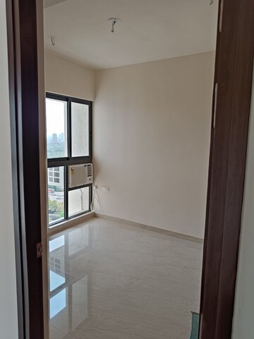 2 BHK Apartment For Rent in Lodha Crown Quality Homes, Majiwada