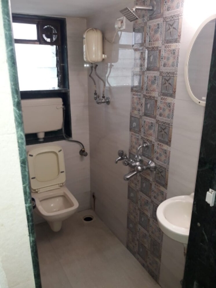 Bathroom, tista-impex-arpit-apartment 1 Bedroom 436 Sq.Ft. Apartment In Andheri East Mumbai 8365285