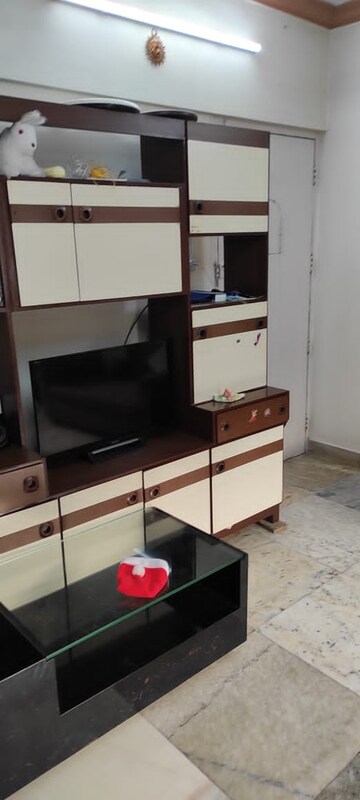 Furnished Amenities in 2 BHK Apartment at Powai Vihar, Powai – for Rent