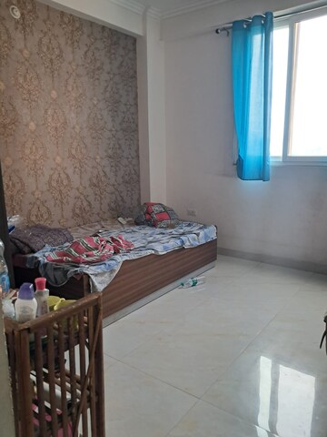 Bedroom in 1 BHK Apartment at Gomti Nagar – for Rent