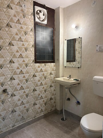 Bathroom in 1.5 BHK Independent House at Sector 11 – for Rent