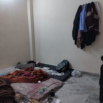 Room in 1 BHK Apartment at Palm Residency Chhatarpur, Rajpur Khurd Extension – for Rent