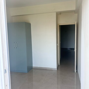 Room in 3 BHK Apartment at GLS Arawali Homes Phase 2, Sohna Sector 4 – for Sale