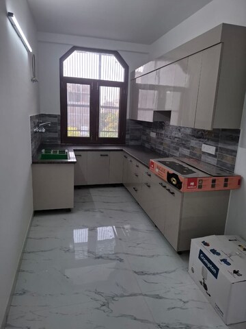 Kitchen in 4 BHK Builder Floor at RWA Apartments Sector 108, Sector 108 – for Rent