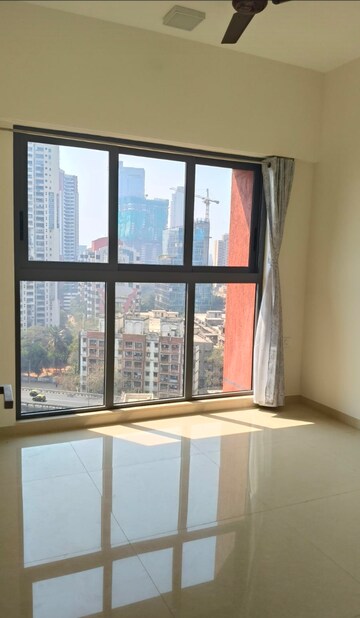 2 BHK Apartment For Rent in Lodha Vista, Lower Parel