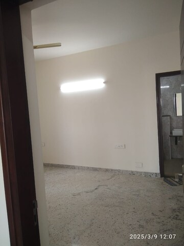 Room in 4 BHK Apartment at Bollineni Astra, Kogilu – for Rent