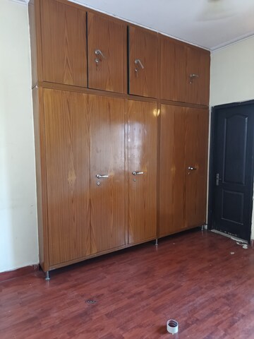 2 BHK Apartment For Rent in Shipra Krishna Vista, Ahinsa Khand 1