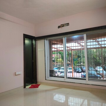 Bedroom in 3 BHK Apartment at Ajmera Beverly Hills and Royal Empire, Andheri West – for Rent
