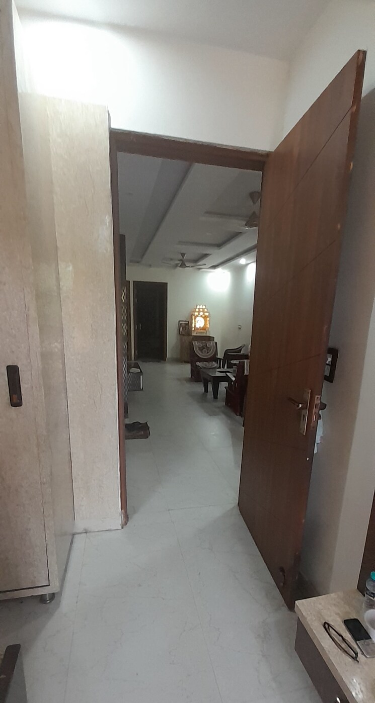 Bathroom, new industrial township 3 Bedroom 1404 Sq.Ft. Builder Floor In New Industrial Township Faridabad 8365577