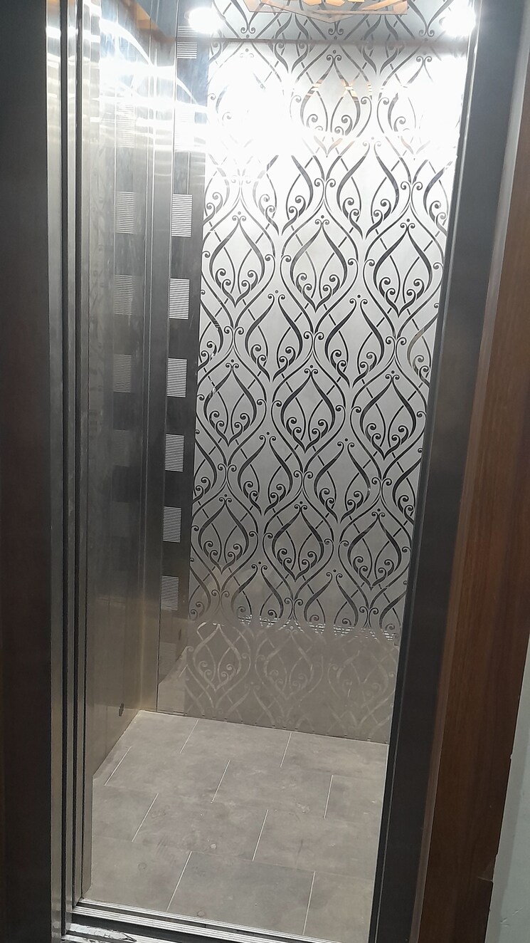 Bathroom, new industrial township 3 Bedroom 1404 Sq.Ft. Builder Floor In New Industrial Township Faridabad 8365577