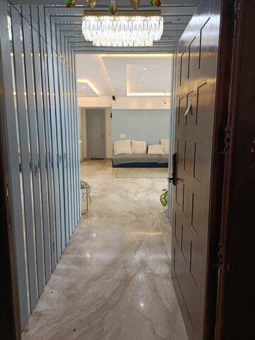 Room in 3 BHK Apartment at Radius Imperial Heights, Goregaon West – for Sale